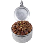 ⁦تمر شيشي - علبة تراثية⁩ - الصورة ⁦3⁩