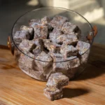 ⁦مكعبات بسكويت التمر⁩ - الصورة ⁦2⁩