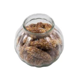 أصابع التمر مع كريمة الفول السوداني